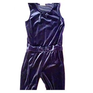 Adorable Blue Velour or. Lever Jumpsuit 5t